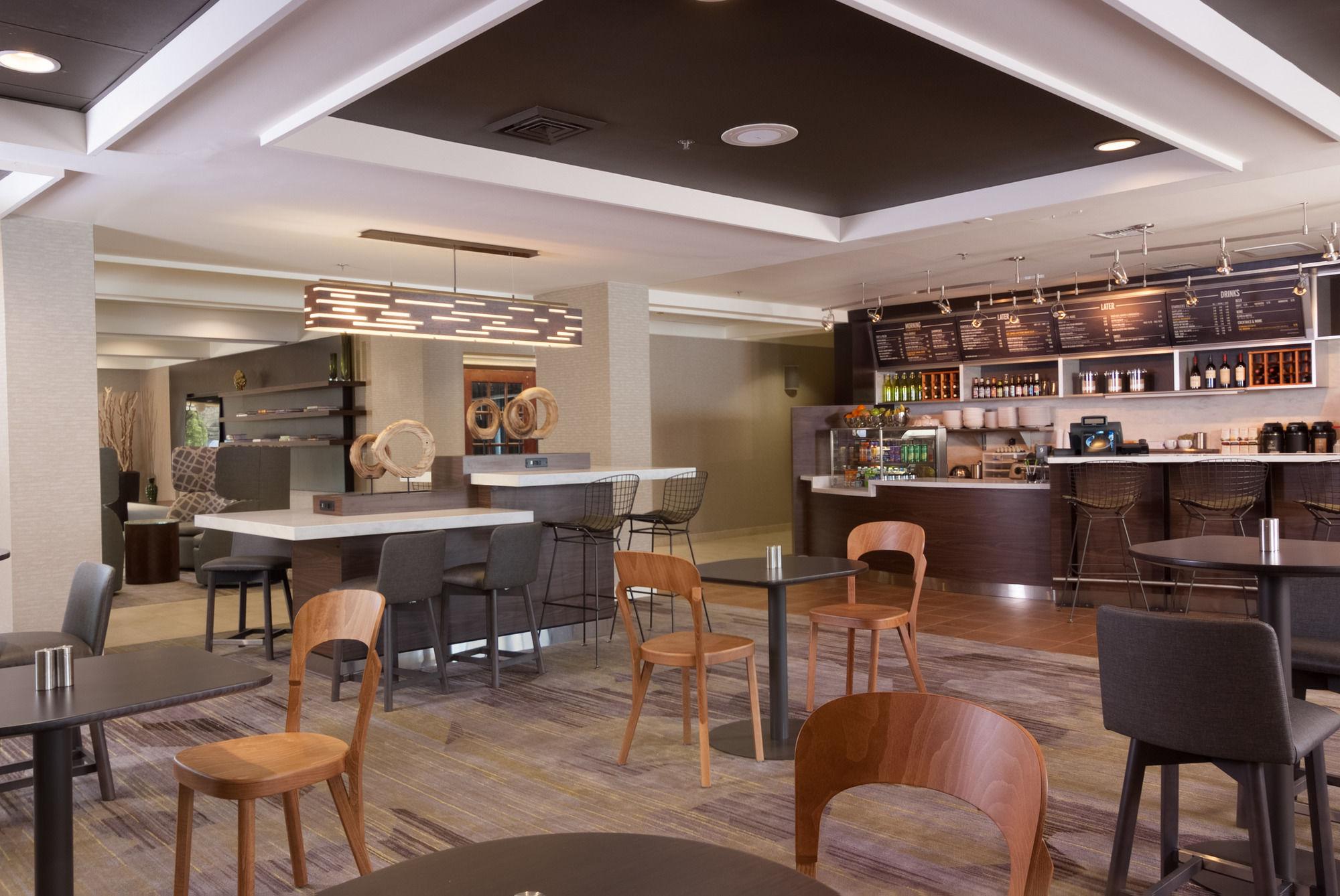 Courtyard Greenville-Spartanburg Airport Bagian luar foto