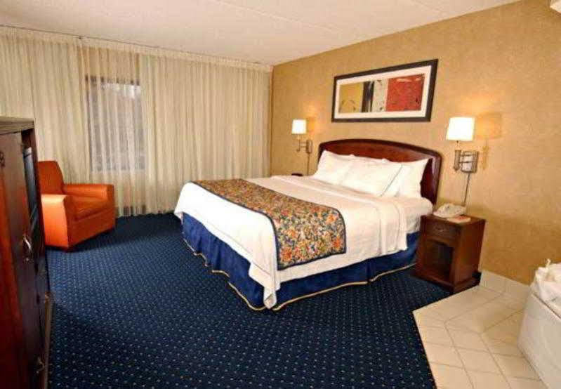 Courtyard Greenville-Spartanburg Airport Bagian luar foto